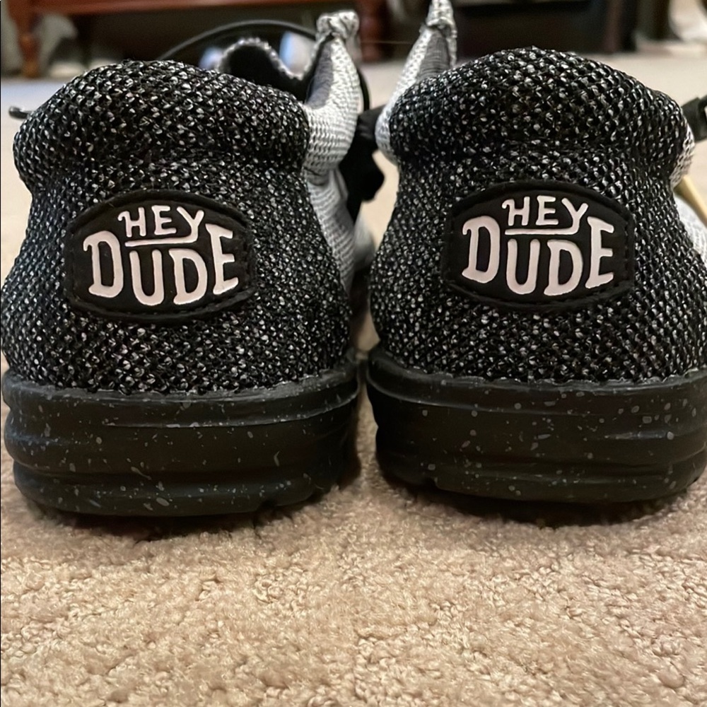NWT Hey Dude Men’s Gray Loafers - Picture 4 of 7
